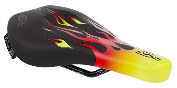 Sattel 6 1/2 Ergowave Flames